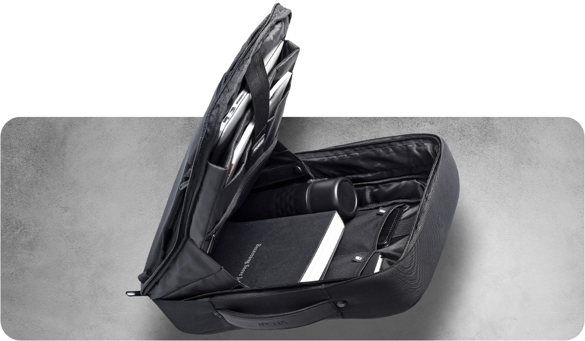 استفاده از یک کیف لپ‌تاپ با پوشش مناسب با یک محفظه اختصاصی